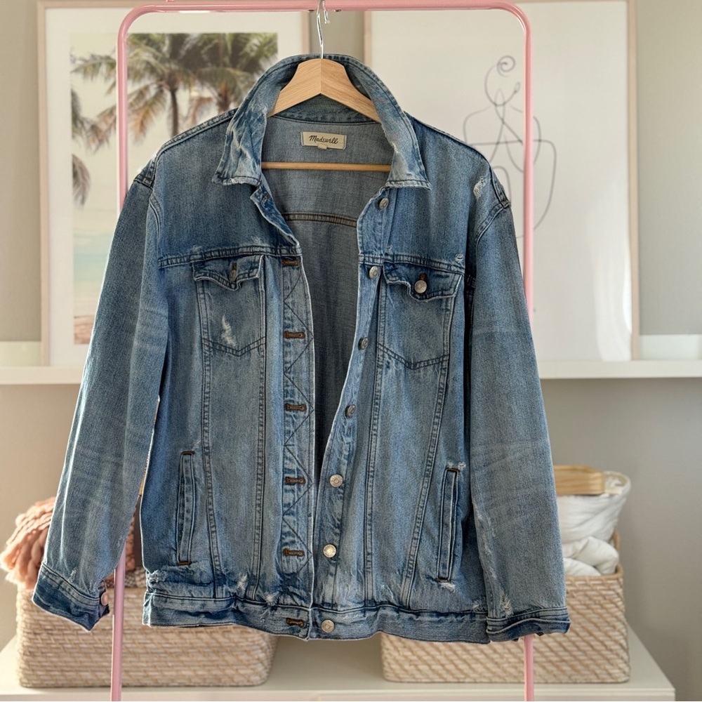 Madewell Distressed Denim Trucker Jacket (L)